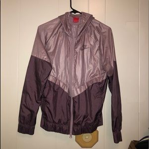 Woman’s Nike Windbreaker